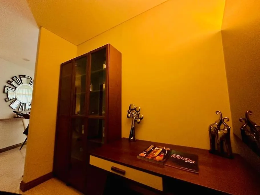 56Th Floor Luxury At Vortex Suites Klcc By Lola تبليسي شقة
