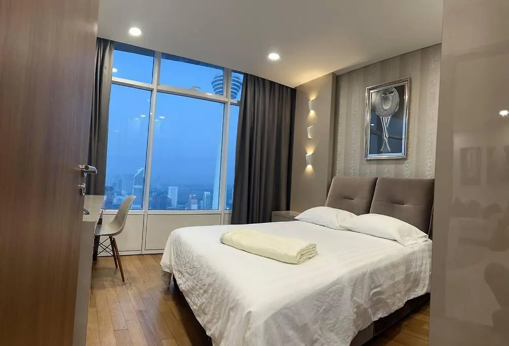 56Th Floor Luxury At Vortex Suites Klcc By Lola تبليسي جورجيا